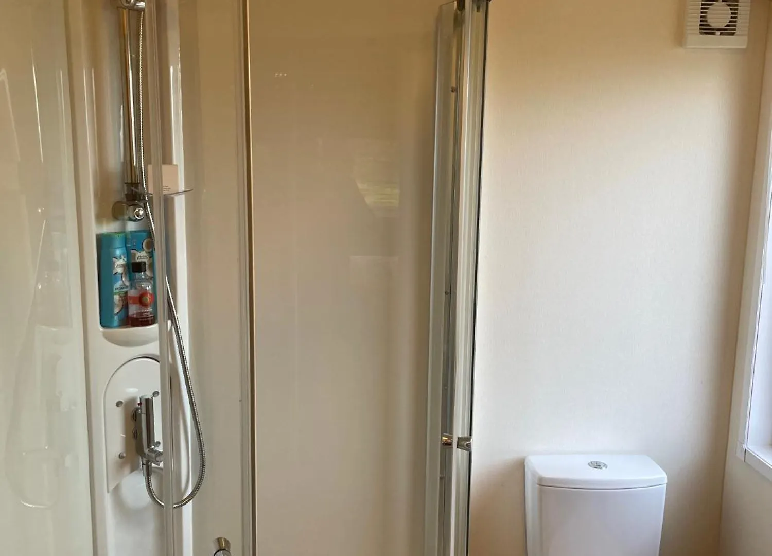 Lilac Lodge Retreat - Set In Its Own Acre Of Land Otley  0*, Otley (West Yorkshire)