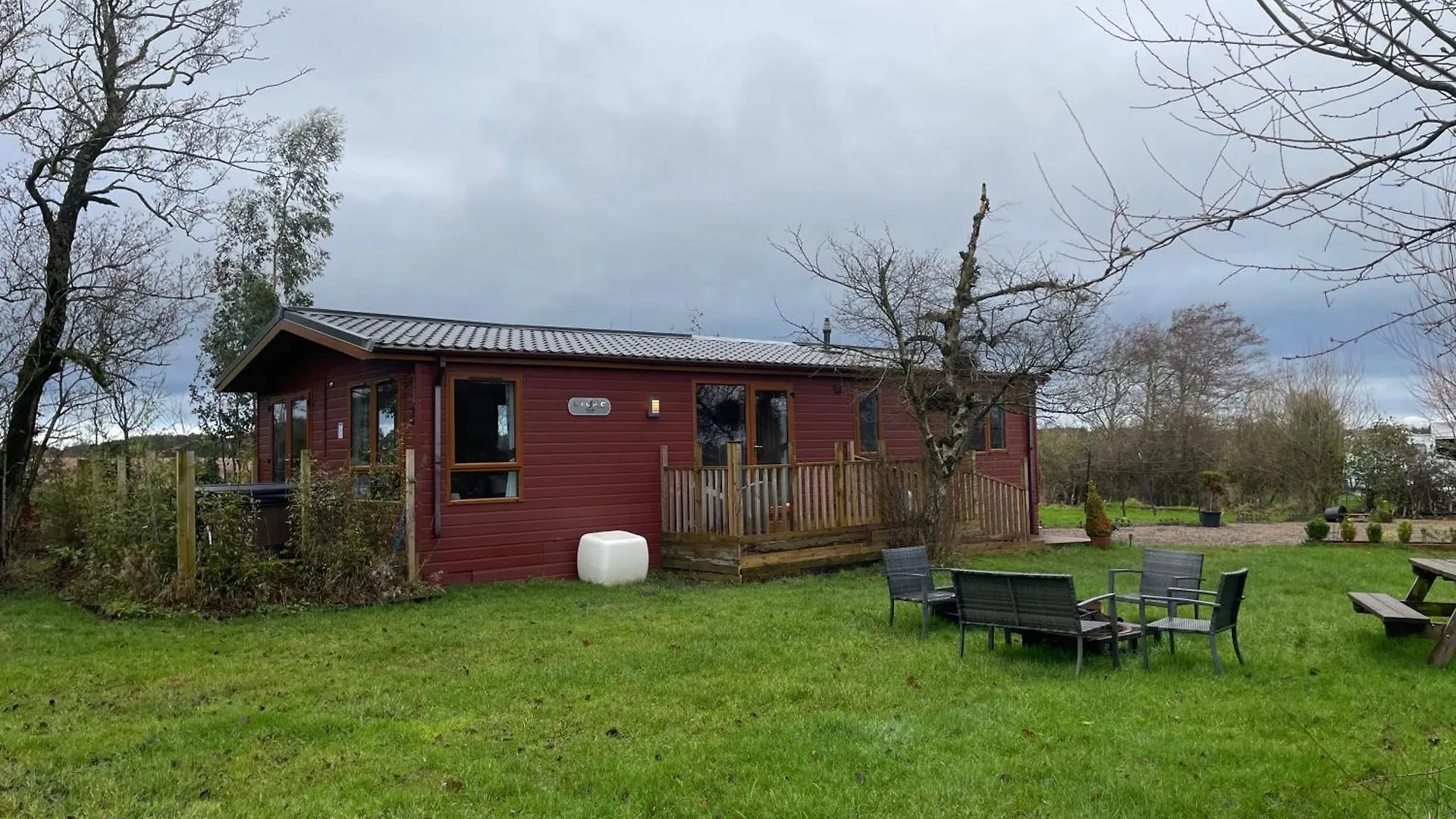 Lilac Lodge Retreat - Set In Its Own Acre Of Land Otley  Großbritannien